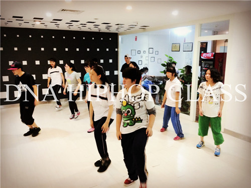 厦门哪里可以学街舞-厦门DNA街舞培训班