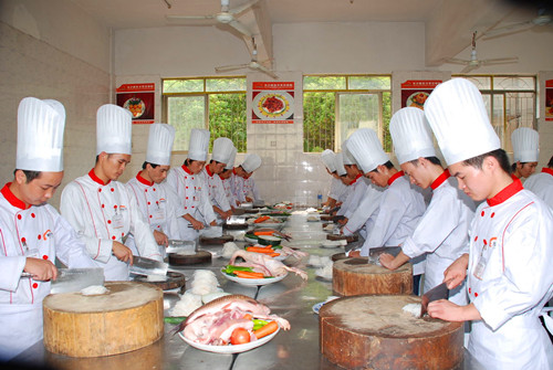 厦门海沧哪里可以学厨师 厦门海沧厨师培训学校