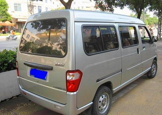 厦门面包车搬家拉货电话 厦门面包车出租搬家价格