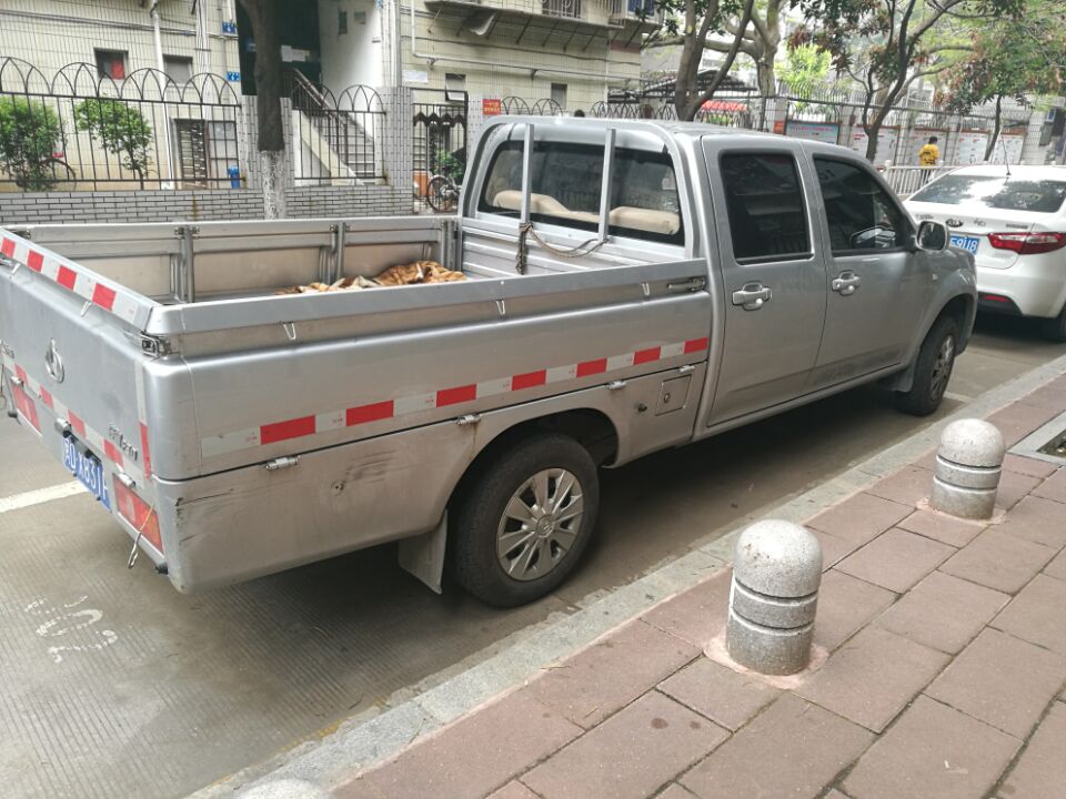 厦门面包车搬家拉货电话 厦门面包车出租搬家价格
