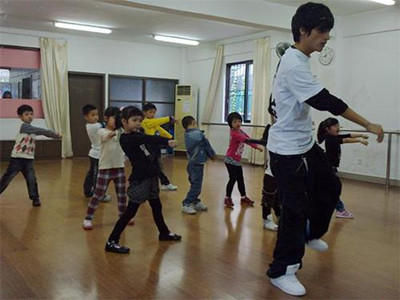 厦门哪里能学少儿街舞 厦门少儿街舞培训班