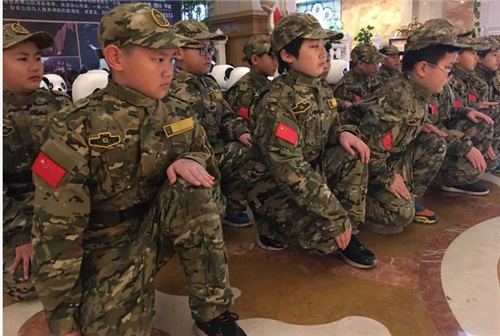 厦门小学生拓展军事训练成长冬令营免费报名进行中