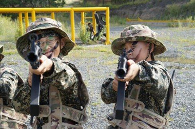 厦门青少年真人cs野战营 厦门真人cs冬令营