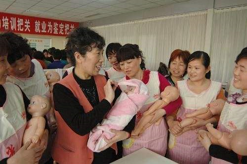 厦门哪家月嫂培训比较好 厦门月嫂培训班怎么收费