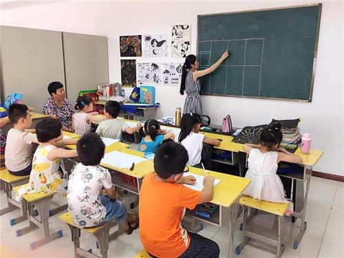 厦门少儿美术培训哪里好 厦门少儿美术考级报名