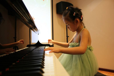 厦门小孩子钢琴培训哪家好 厦门少儿钢琴培训机构