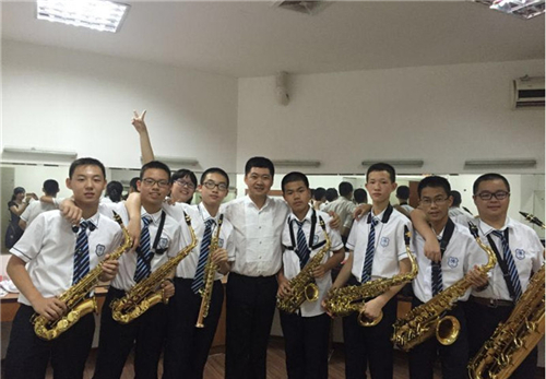 厦门音乐乐器培训——韩成泽萨克斯工作室