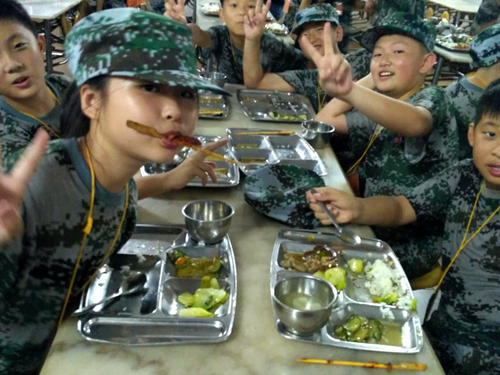 厦门少儿夏令营-2018厦门小精英少儿励志夏令营