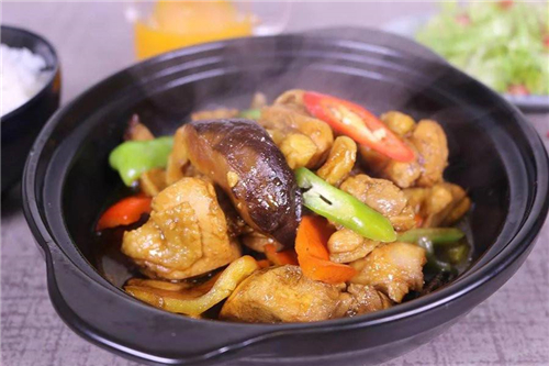 厦门哪里学做黄焖鸡米饭 厦门学做黄焖鸡米饭培训班