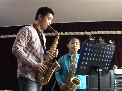 厦门哪里有教小孩子学萨克斯 厦门学萨克斯哪里有培训班