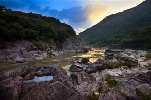 永泰百漈沟团建活动攻略 永泰百漈沟团建活动电话