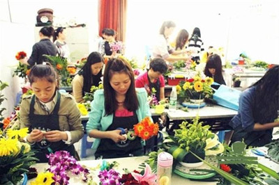 厦门插花培训哪家好 厦门插花培训学校推荐