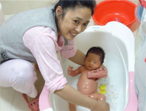 厦门湖里请月嫂哪里好 厦门湖里请月嫂多少钱