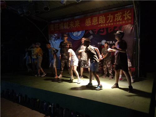 厦门小学生暑期军事夏令营 厦门暑期军事夏令营报名电话