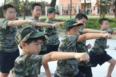 厦门中小学暑期锻炼夏令营 厦门中小学夏令营活动