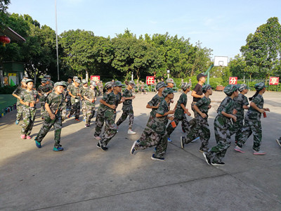 厦门吃苦锻炼夏令营 厦门中小学生吃苦夏令营活动