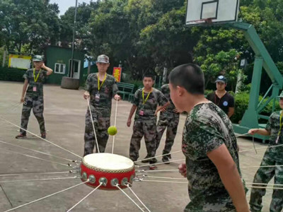 厦门暑假坚强*立夏令营 厦门*好的军事夏令营