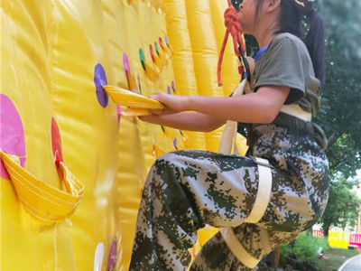 厦门少儿暑假夏令营 厦门少儿军事体验夏令营