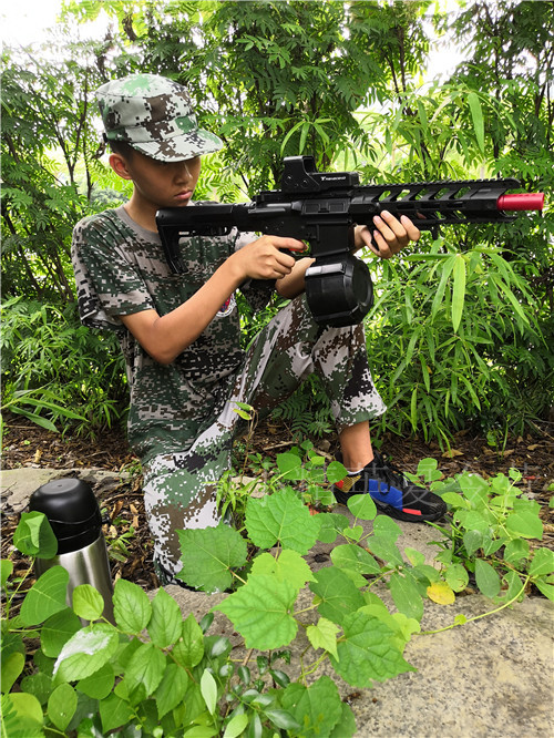南昌湾里区哪有少年军事夏令营