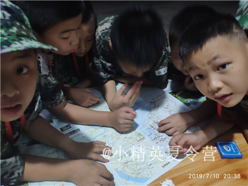 南昌暑假青少年军事训练营