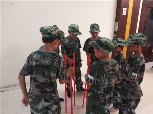 �ϲ�������������ѵ��Ӫ