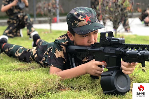 赣州中小学生军训基地_赣州青少年军事夏令营