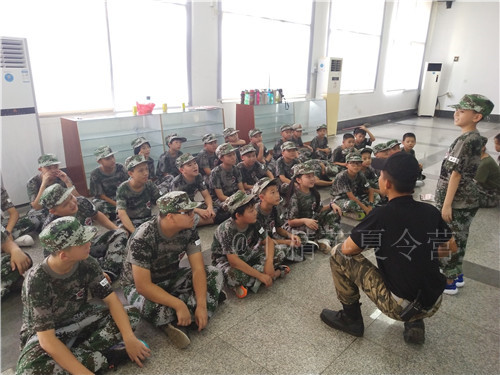 �ϲ�С��Ӣ��������Ӫ��ô��