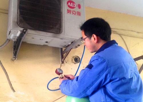 空调多久加一次氟_厦门空调加氟的价格多少