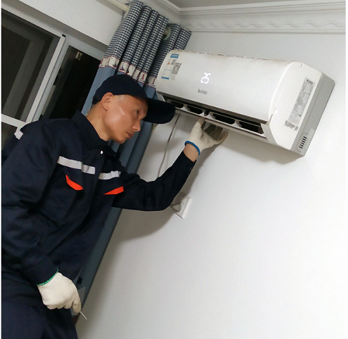 空调室内机滴水如何维修 厦门安兜空调维修多少钱