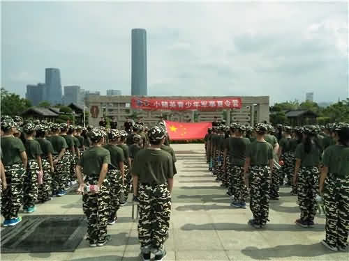 厦门杏林小学生军训夏令营推荐