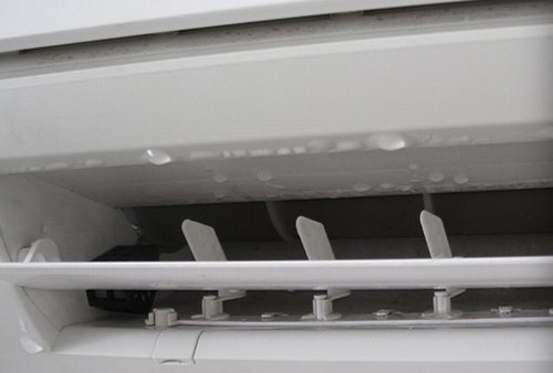 空调漏水