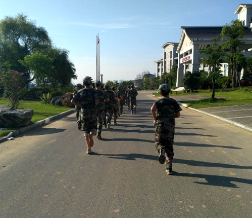 ���ŵ���������Сѧ���Կ�����Ӫ�Ƽ�_С��Ӣ�������Ӫ