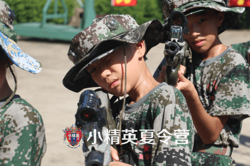 漳州市中小学军事化夏令营报名