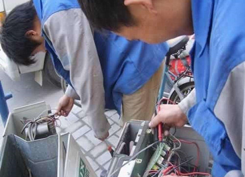 �？诳照{(diào)哪里可以維修_�？诳照{(diào)維修電話