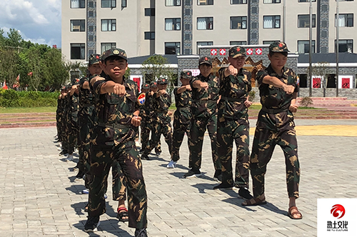 赣州暑期军训夏令营去哪家好
