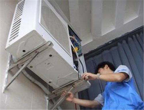 同安区格力空调漏水怎么办_同安空调维修公司
