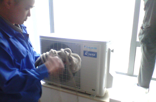 ������յ���װ����Ǯ_������յ���װ�绰