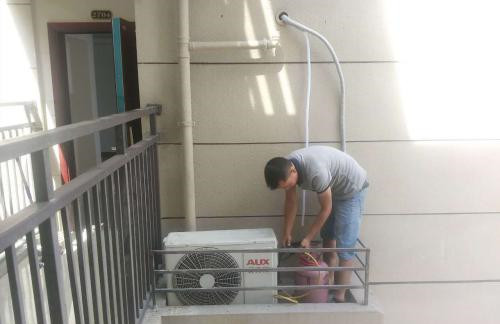 �������յ��ӷ�����Ǯ_�������յ��ӷ��绰