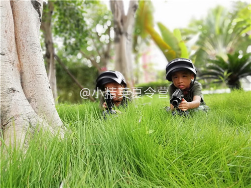 �������·�����Ӫ�_����С��Ӣ����Ӫ