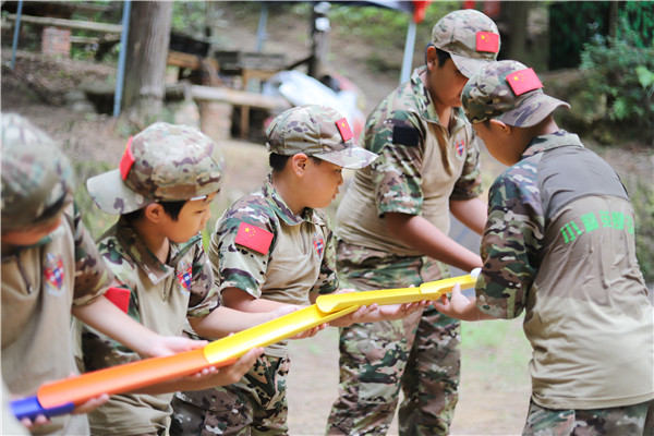 东莞小精英特种兵夏令营营7天