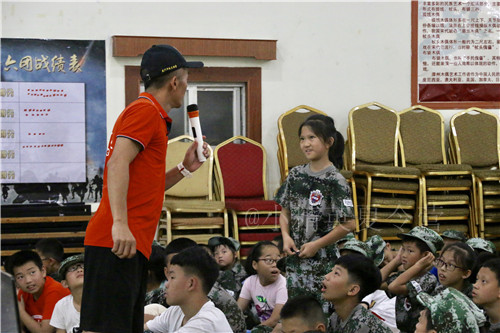赣州大余县中小学生军事特训营