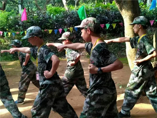 杭州军训夏令营哪家比较便宜?